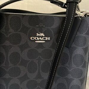 COACH bag. Brand new. Never used. 2 straps. Hand carry or shoulder/crossbody.